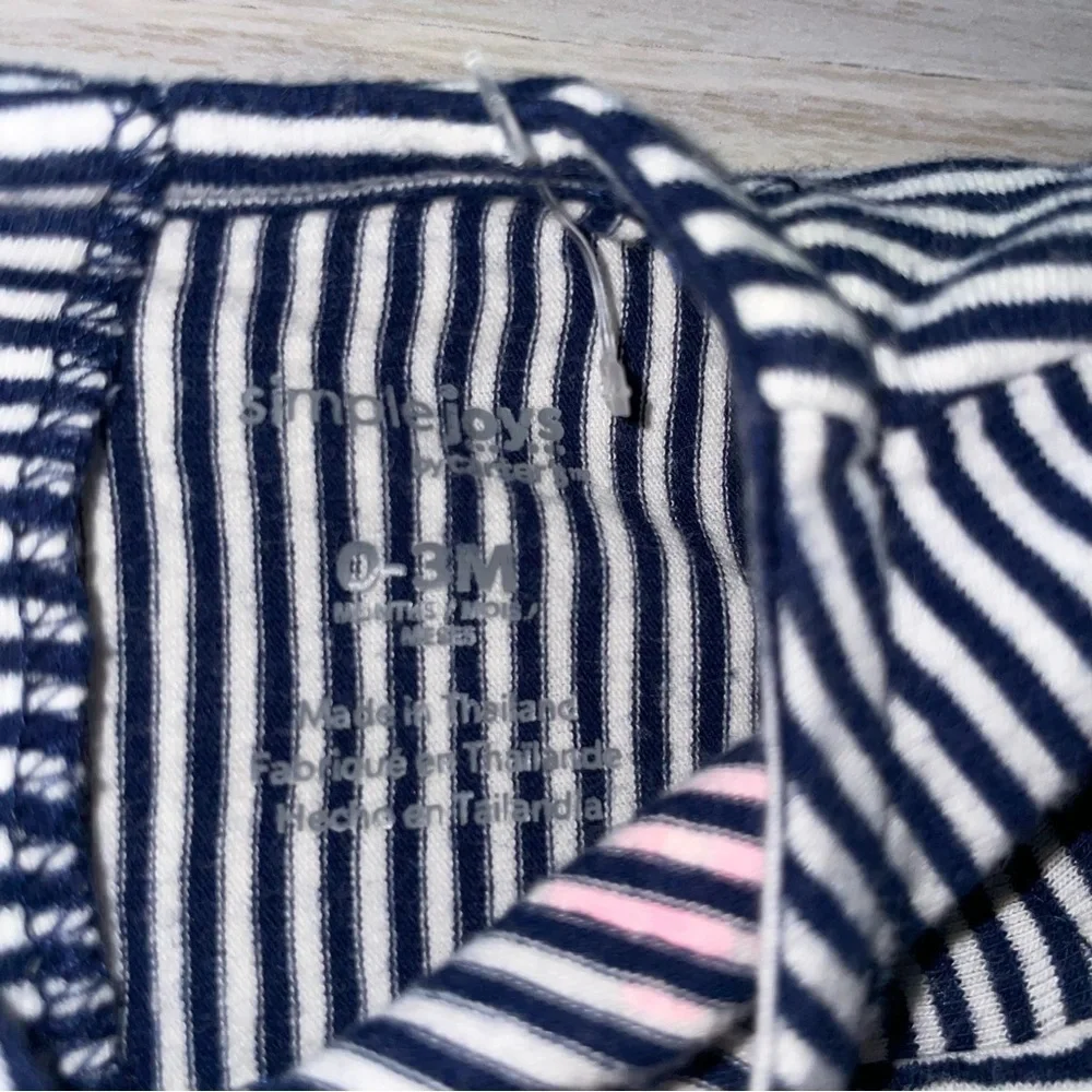 ⭐Carter’s Baby Girls Onesie Dress 0–3 Months⭐